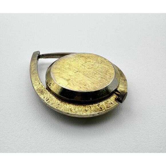 Vintage Bayron Teardrop Pendant Watch – Swiss Made Gold-Tone Retro Jewelry - Picture 5 of 6